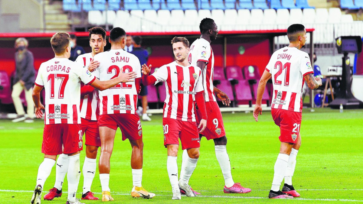 El Almería quiere seguir en la buena senda de resultados.