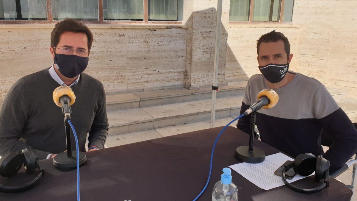 El alcalde de El Ejido, Francisco Góngora, participando en el programa de la SER.