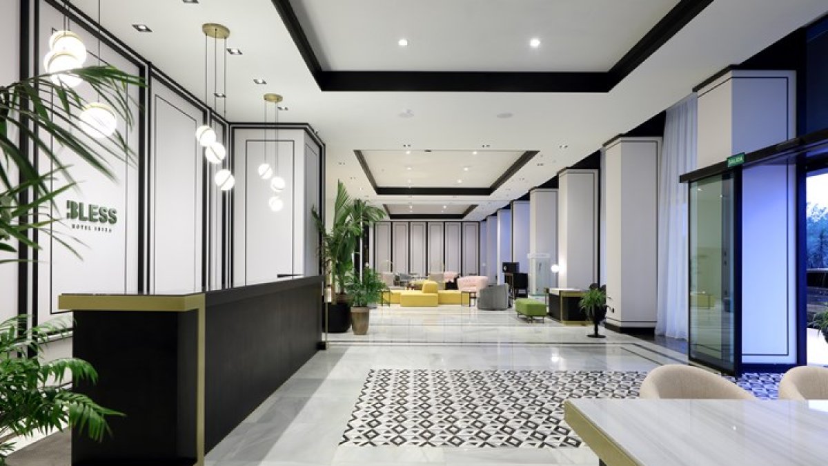 Hoteles Bles de Ibiza. Proyecto que contó con mármol blanco de Gutiérrez Mena.