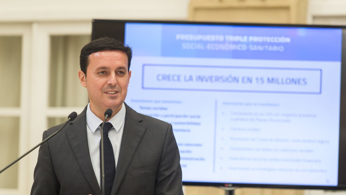 Javier A. García, presidente de Diputación.