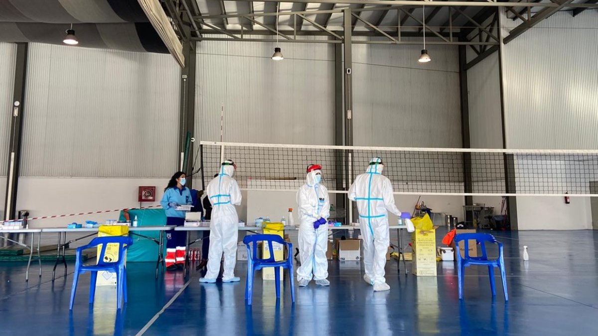 Cribado masivo realizado en el Centro de Usos Múltiples de Berja.