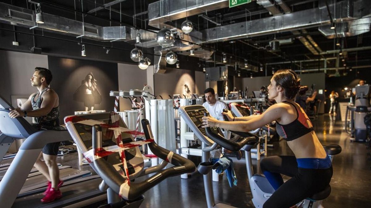 Los gimnasios podrán ampliar su horario desde este sábado.