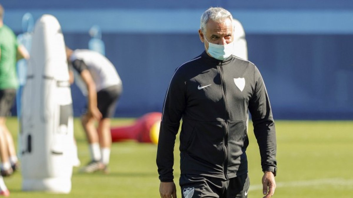 Sergio Pellicer en el entrenamiento del Málaga.
