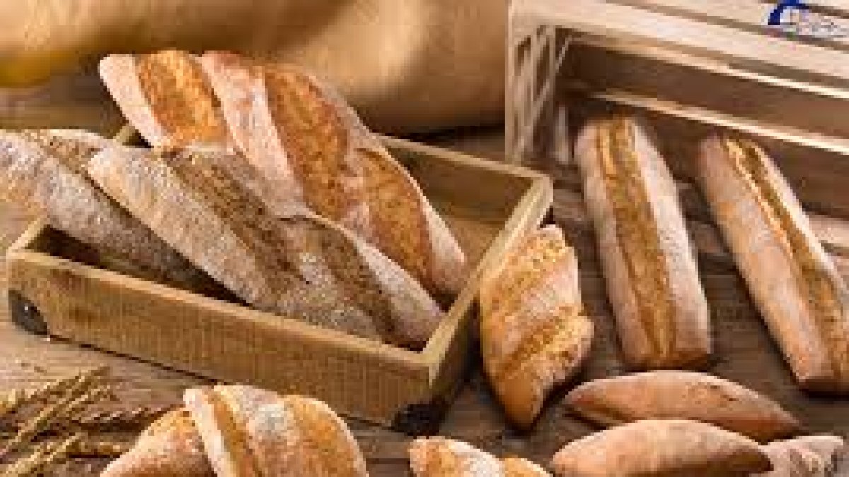Pan de primera calidad elaborado por la panadería.
