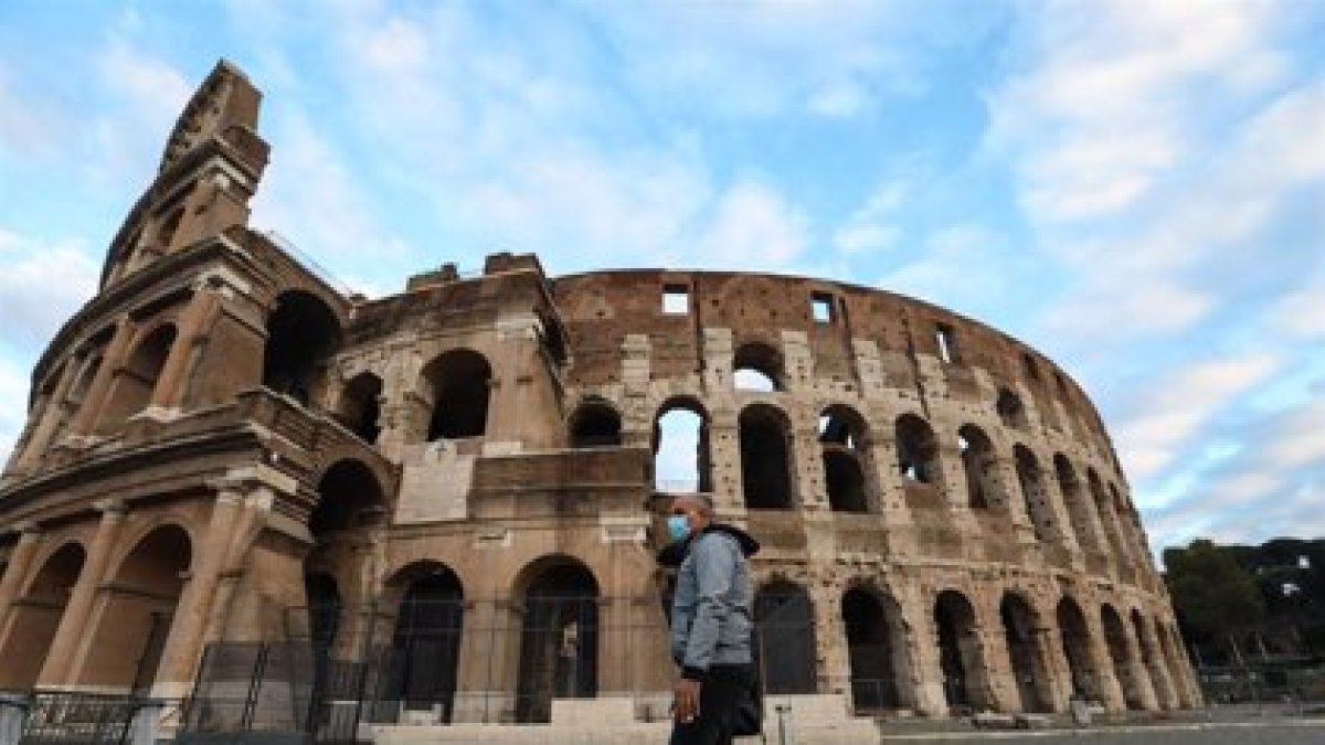 Italia volverá al confinamiento durante la Navidad.