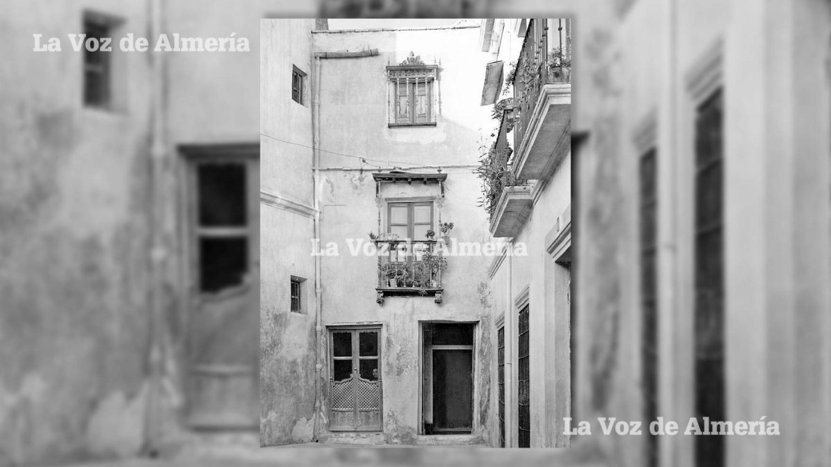 A comienzos del siglo pasado calles como la de Solis y el Rincón de Espronceda sufrían el azote de la prostitución que se ejercía en las casas.