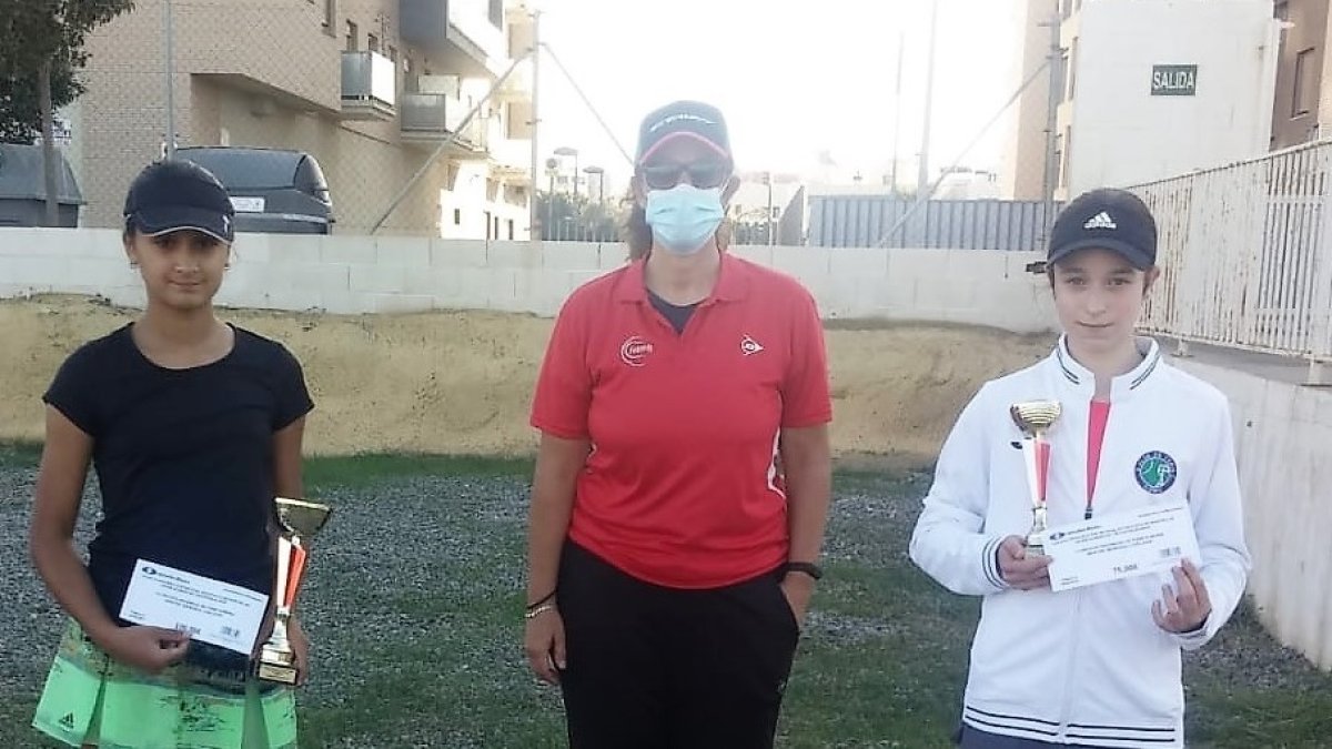 Las finalistas en la categoría infantil femenina.