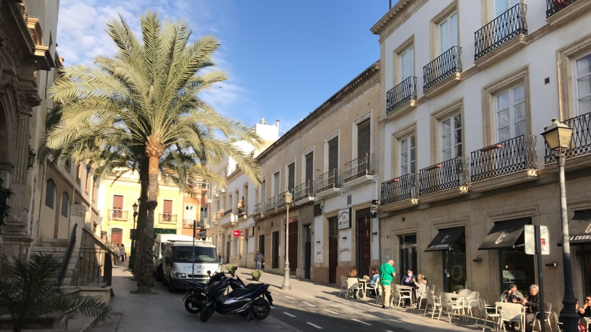 Calle Jovellanos, convertida en la Milla de Oro de la hostelería.