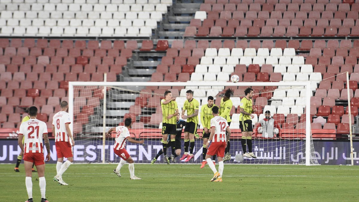 El Almería ha superado ya muchos obstáculos en lo que va de temporada.