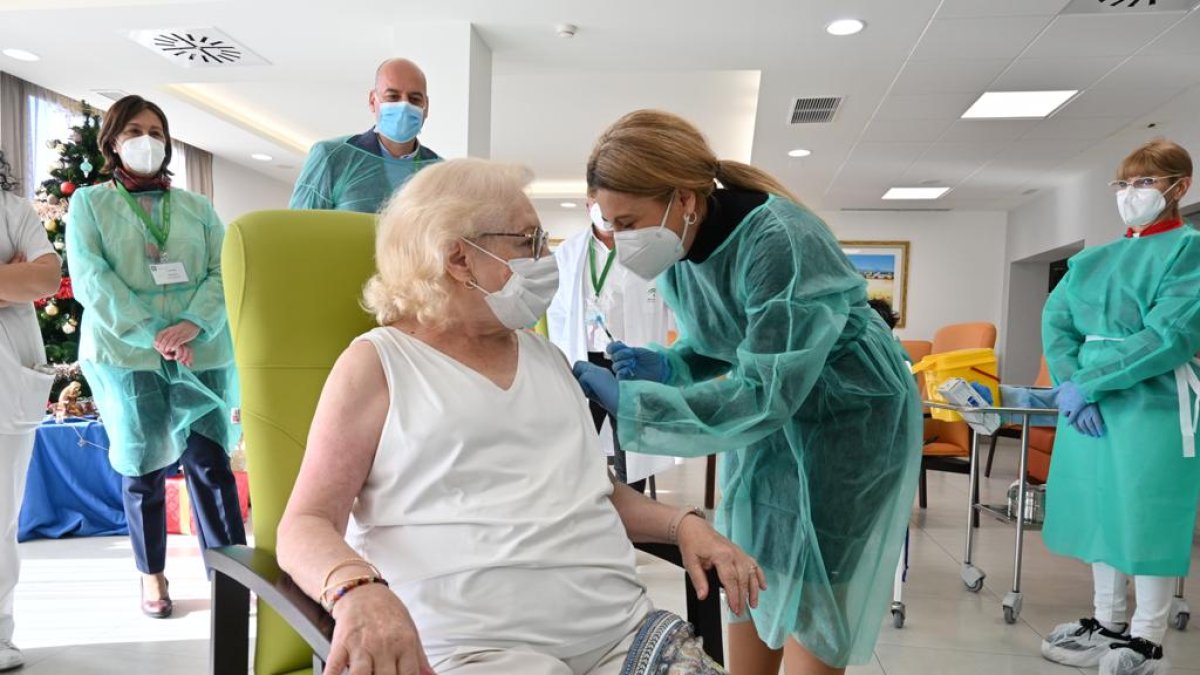 Pilar se ha vacunado hoy en Granada.