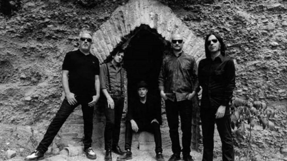 El grupo granadino Lagartija Nick actúa este martes en Almería, donde ha agotado entradas.