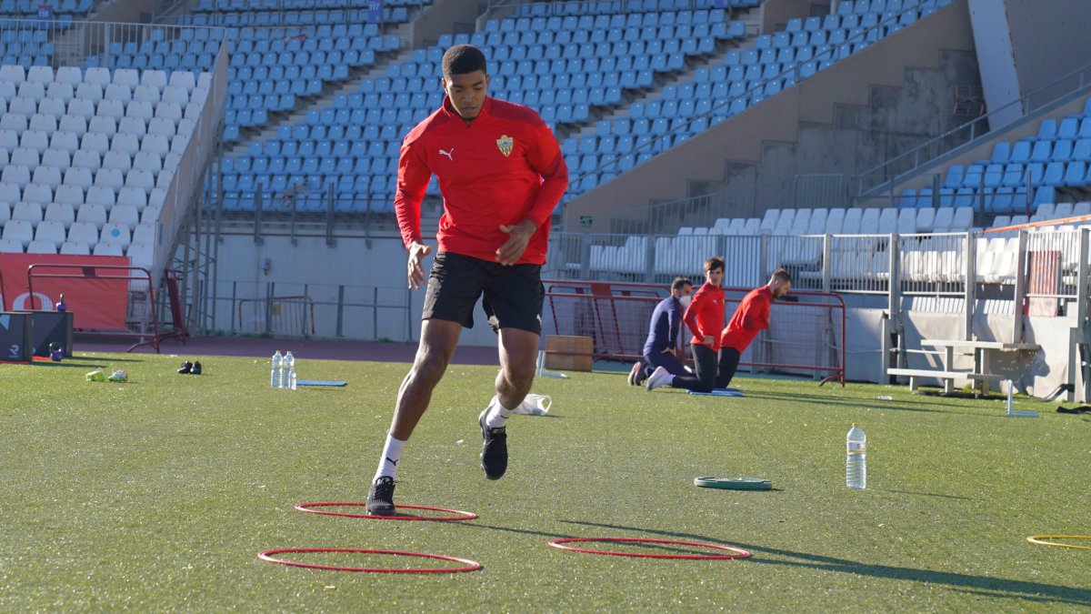 Ivanildo Fernandes en el entrenamiento de este viernes.