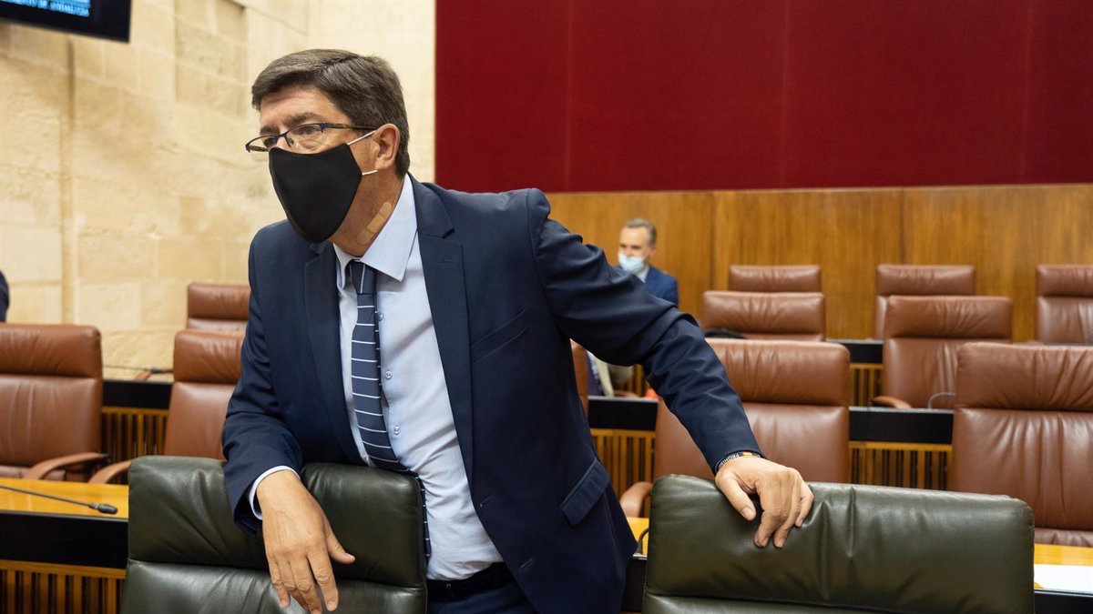 Juan Marín habla de la llegada de la vacuna.