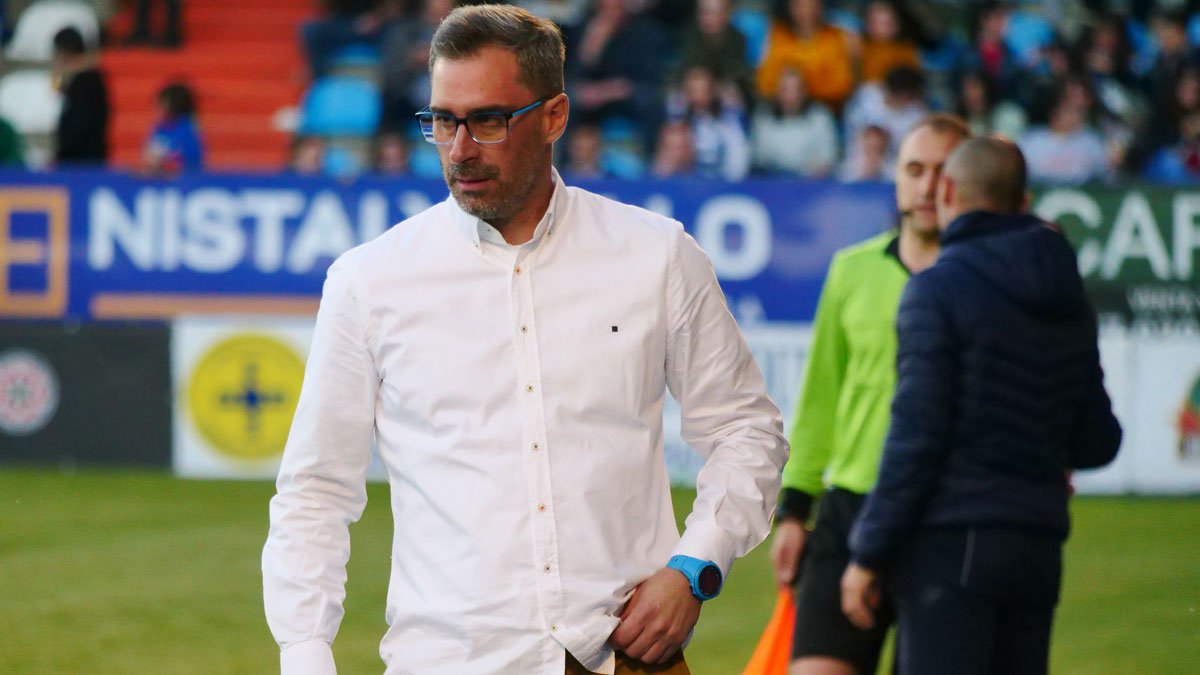 Jon Pérez Bolo repite en el banquillo de la SD Ponferradina.
