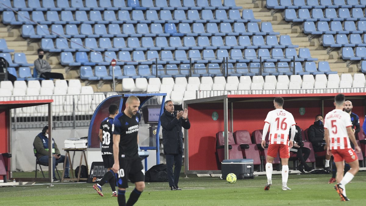 José Gomes tiene motivos para aplaudir a sus jugadores.