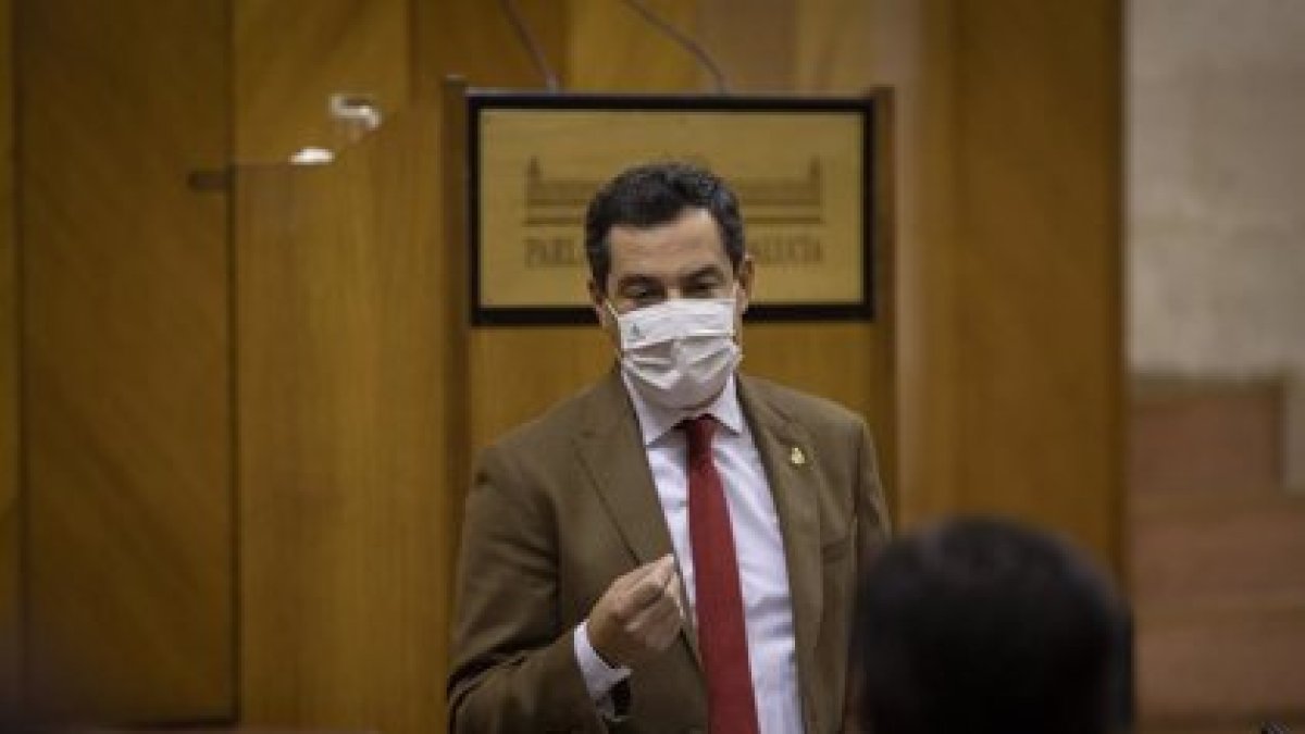 El consejero de Salud, Jesús Aguirre, prevé que Juanma Moreno anuncie medidas más duras el próximo día 8 de enero.