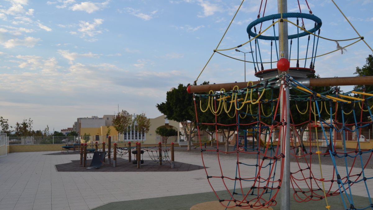 Un parque del municipio de Vícar.