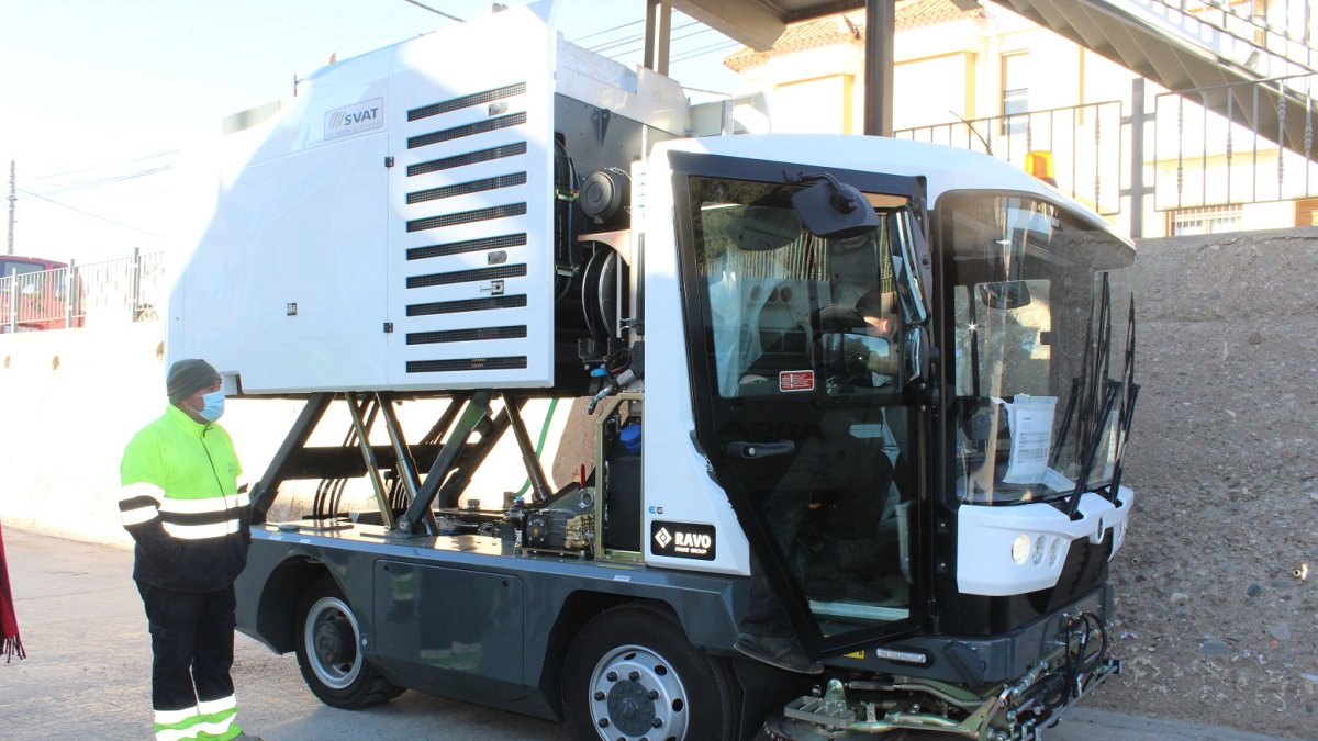 La nueva máquina adquirida por el Ayuntamiento de Pulpí.