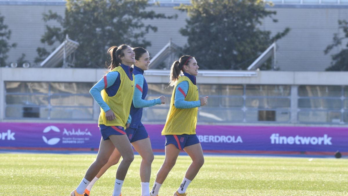 El Barcelona ha entrenado en el Anexo.