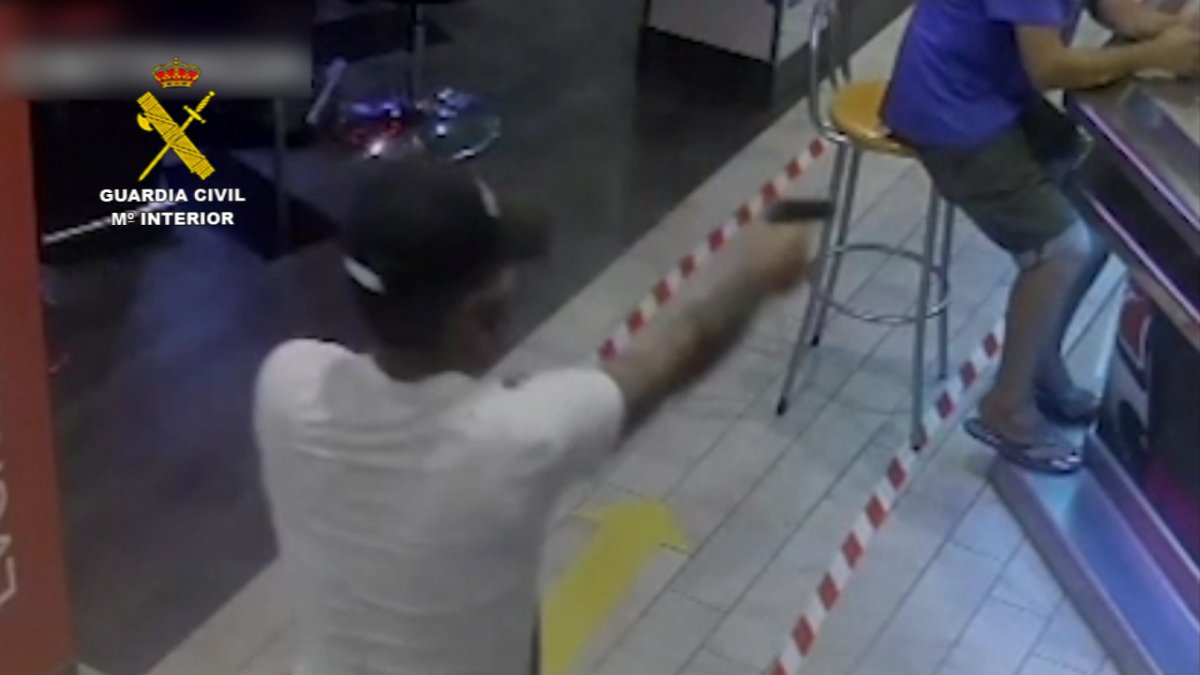 Su último asalto fue en un salón de juegos en Roquetas de Mar.