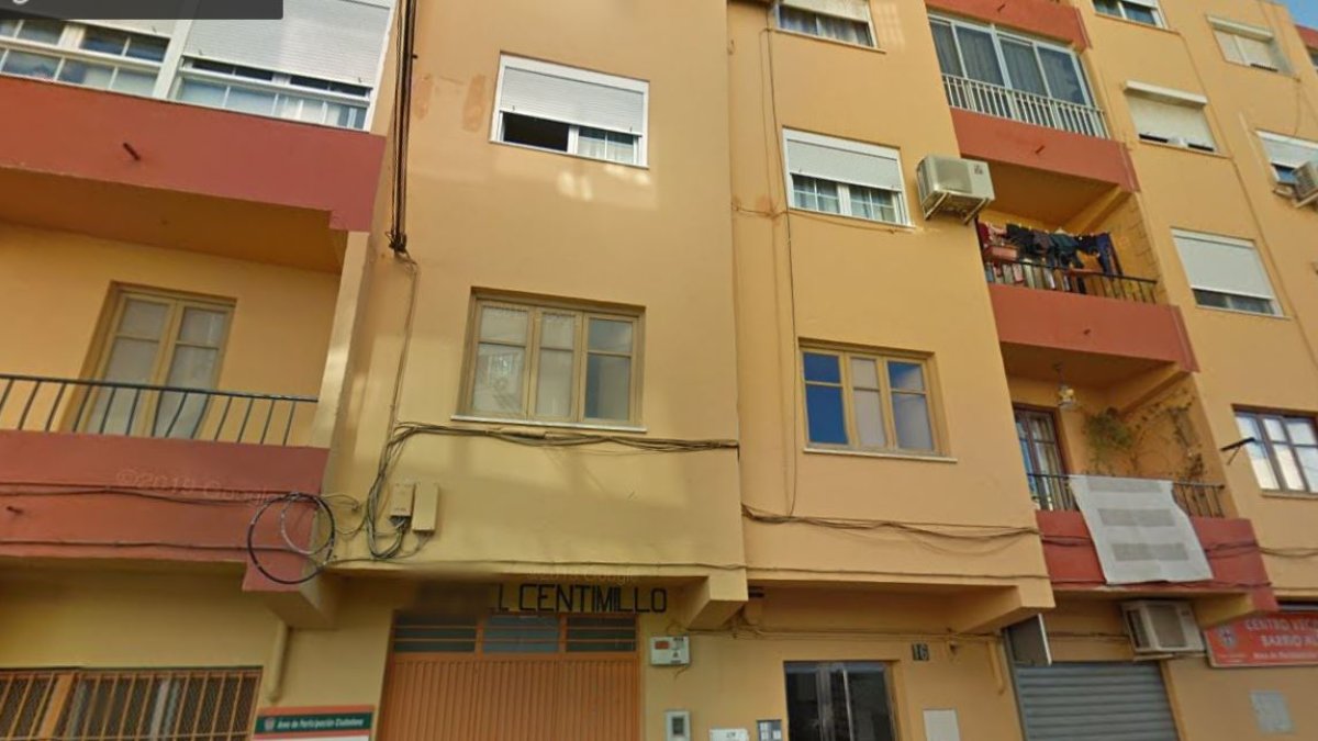 Bloque de viviendas donde se ha originado el incendio.