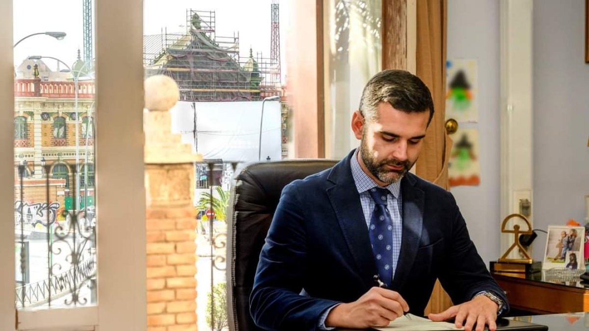 El alcalde de Almería anuncia nuevas medidas.