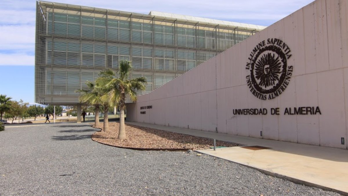 La Universidad de Almería.