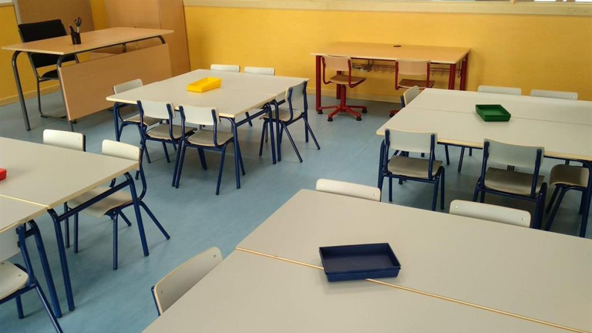 Más del 1% de las aulas están cerradas en Almería.