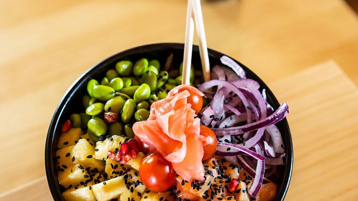 Poke, plato estrella de Wakea.