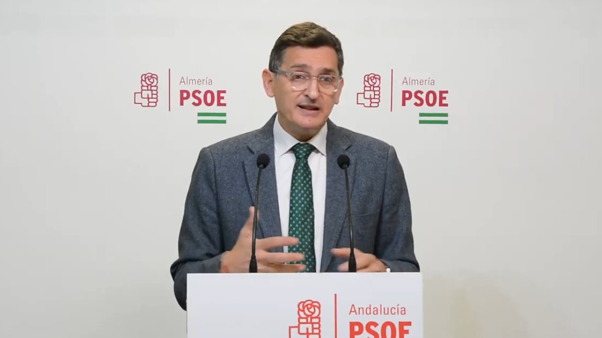 José Luis Sánchez Teruel, esta mañana en la sede del PSOE.