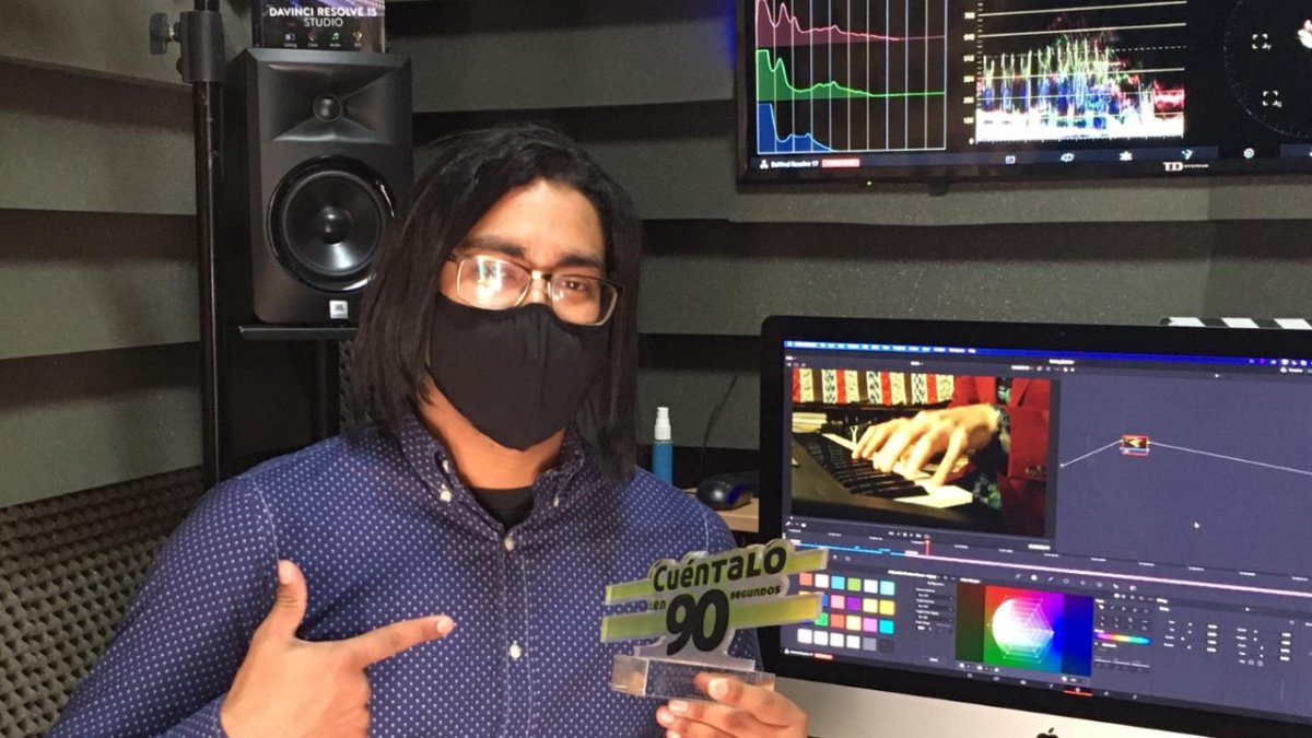 Xavier Ternos, ganador del festival Cuéntalo en 90 segundos con el corto Reset.