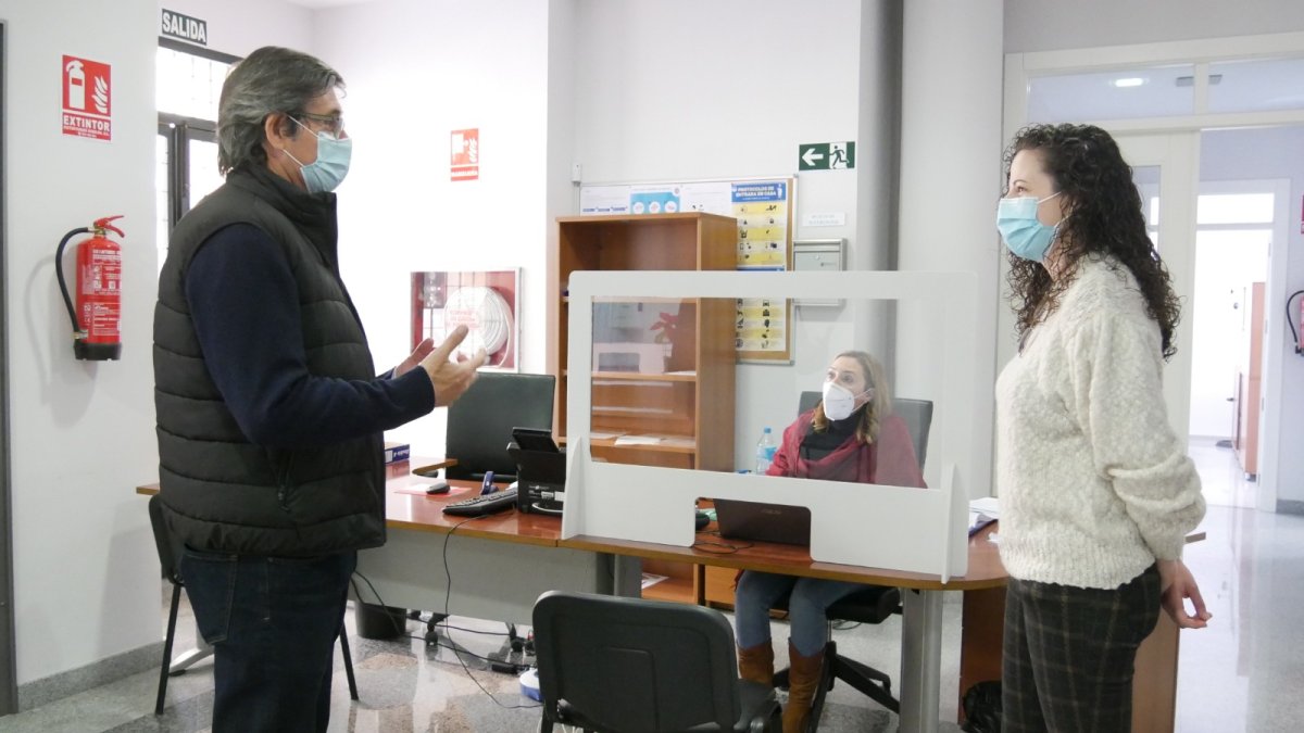 Manuel Cortés y Patricia Berenguel en el consistorio.