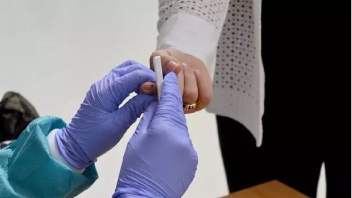 El covid no cede en Almería.