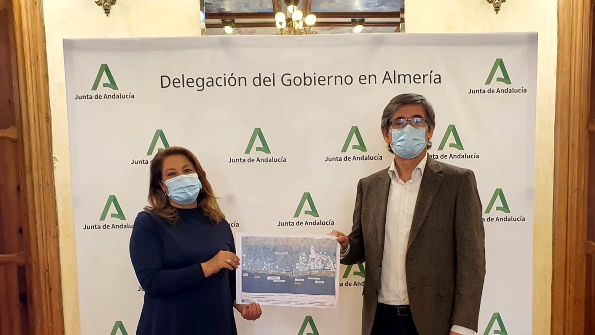 Crespo ha presentado a Cortés las alternativas de depuración de Guainos y La Alcazaba.