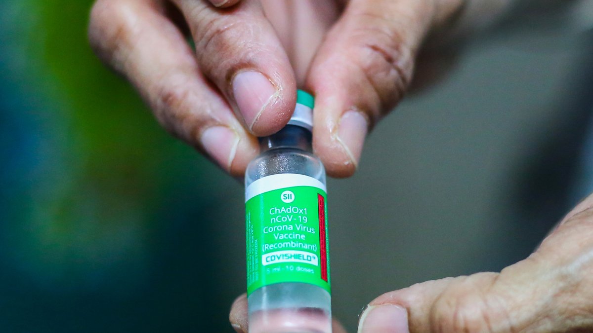 Las primeras dosis de la vacuna de AstraZeneca ya están en España.