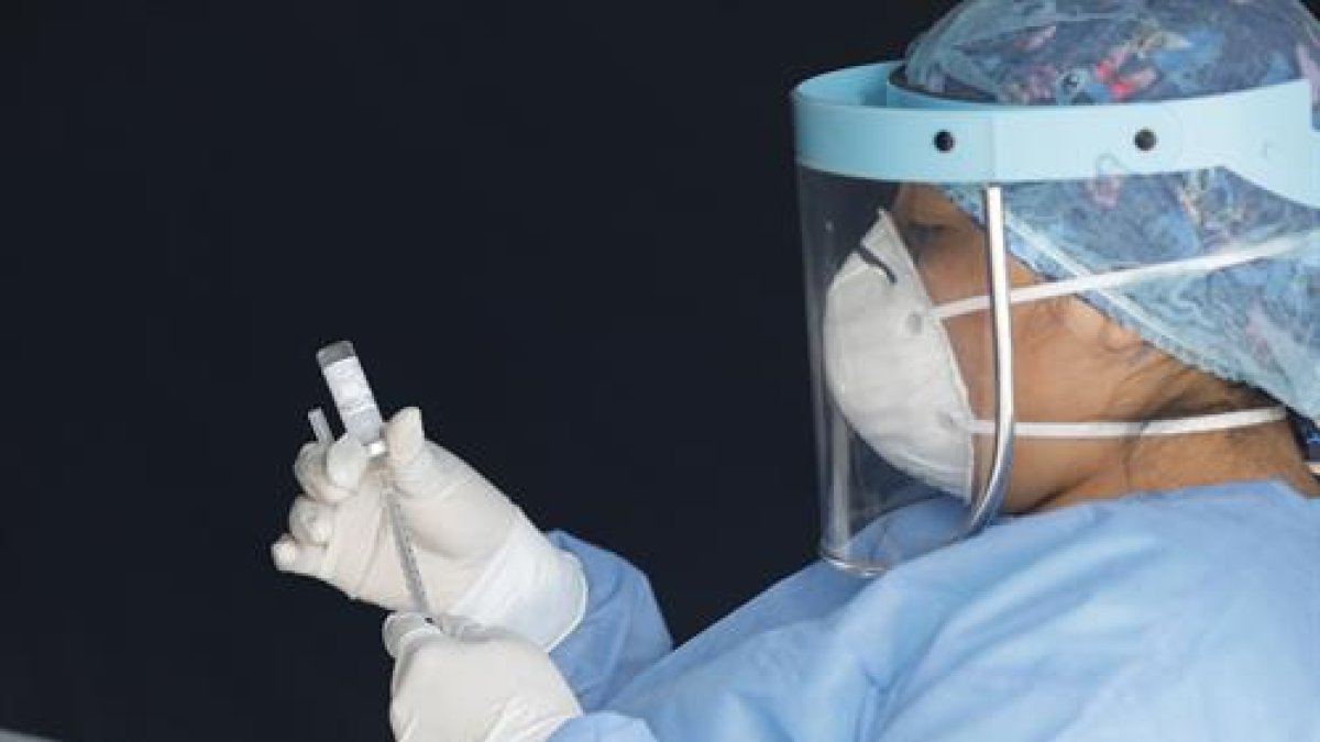 Los científicos investigan remedios frente a la covid.