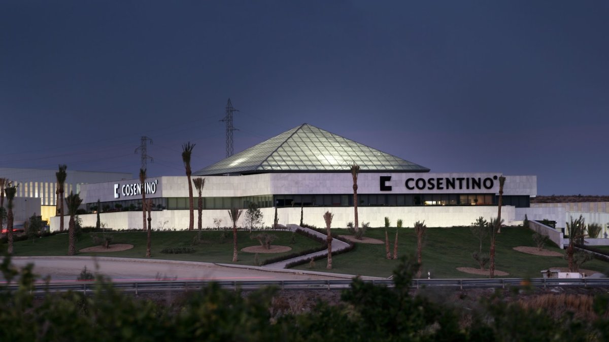 Cosentino tiene su sede en Cantoria.