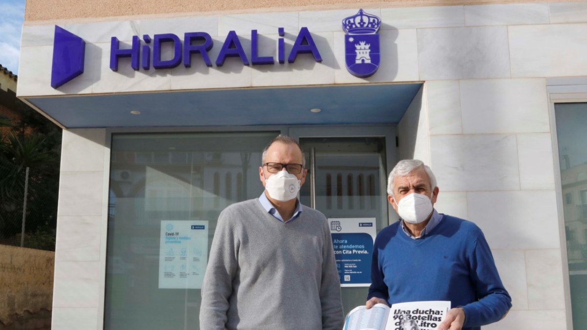 Visita a Hidralia de José Manuel Muñoz para el acto de la firma.