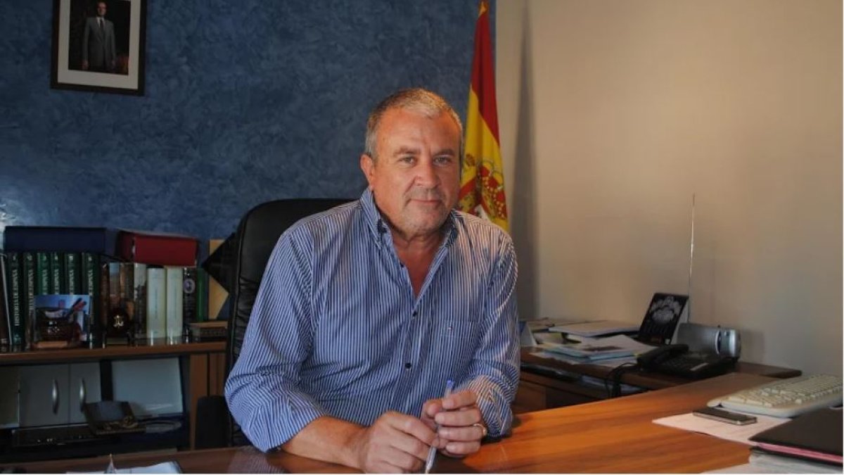 Rodrigo Sánchez, alcalde de Fines.