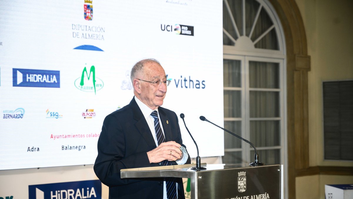 Gabriel Amat, alcalde de Roquetas de Mar.
