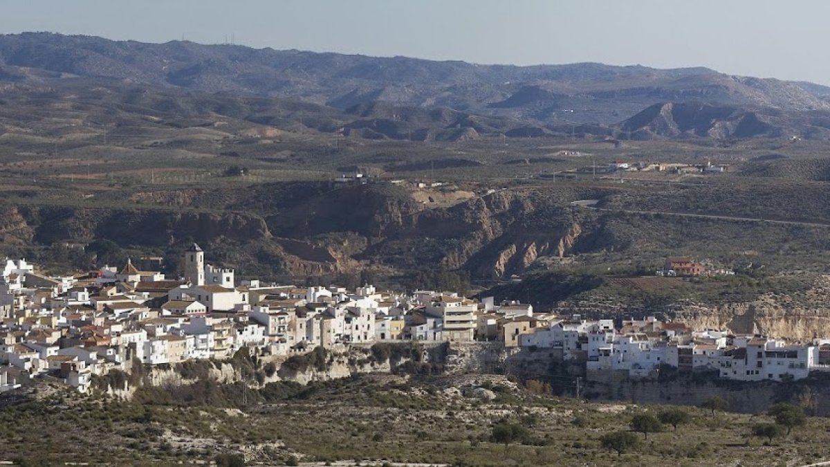 Su origen se remonta a la época romana y musulmana, culturas que dejaron una huella que aún sigue latente entre sus calles.