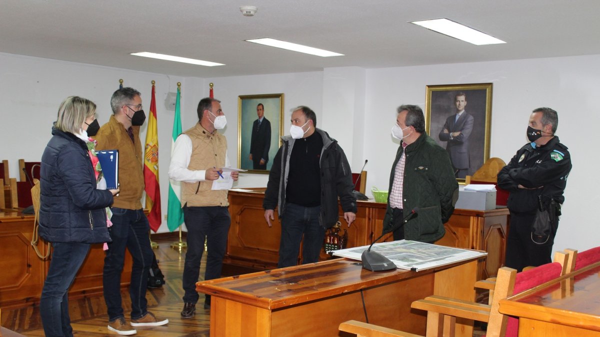 Reunión para el inicio de las obras de la segunda fase de Ciudad Amable.