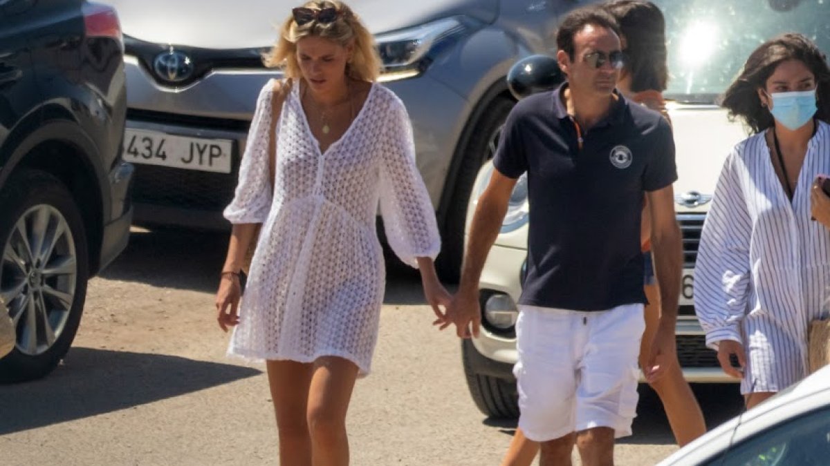 Ana Soria junto a Enrique Ponce, en una imagen del pasado verano.