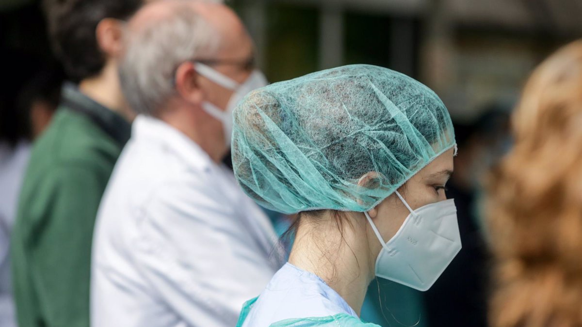 La curva epidemiológica en la provincia de Almería deja cientos de hospitalizados.