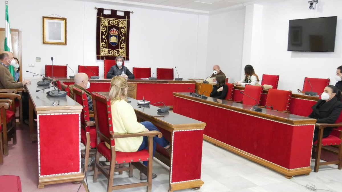 La última junta de Gobierno del Ayuntamiento de Adra.