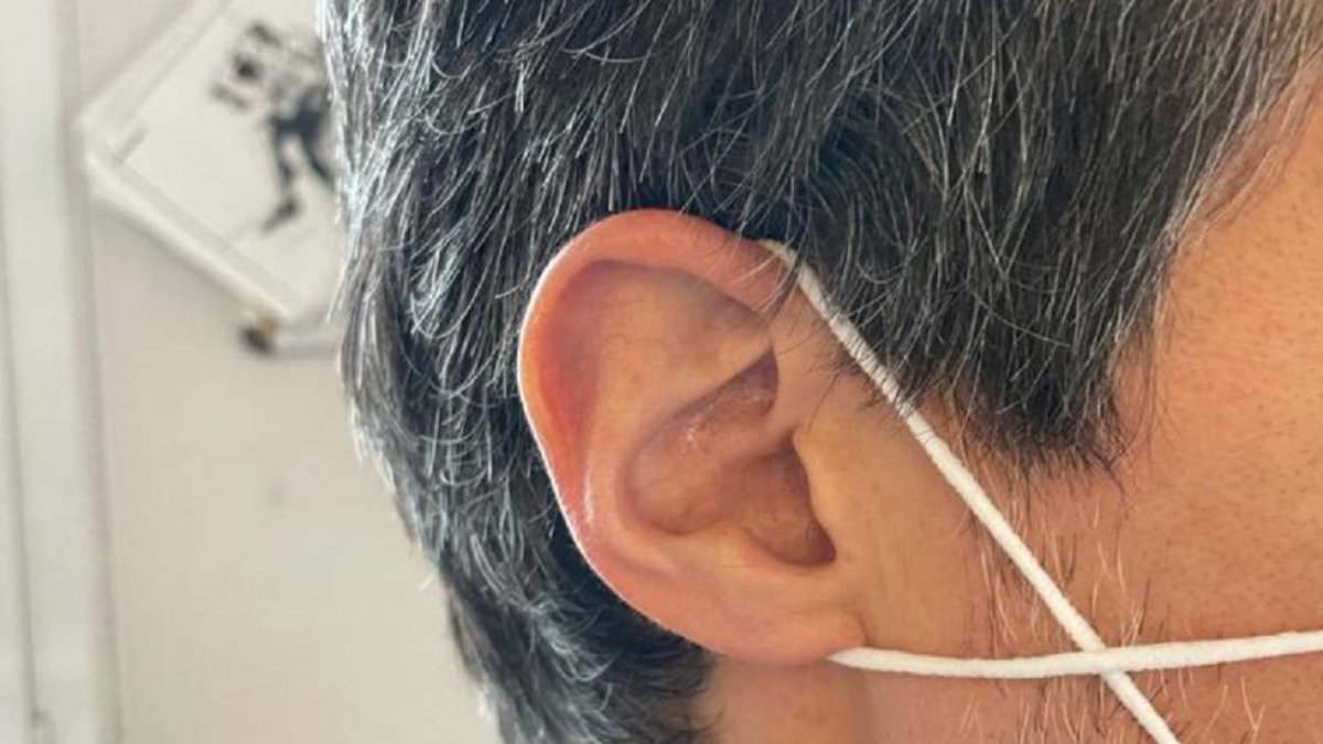 Ponerse la mascarilla en forma de X puede acarrear problemas.