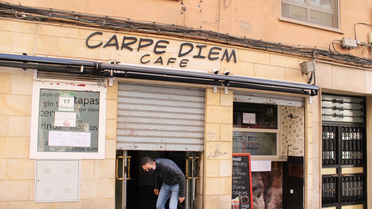 Los bares de la capital levantaron la persiana el pasado día 13.