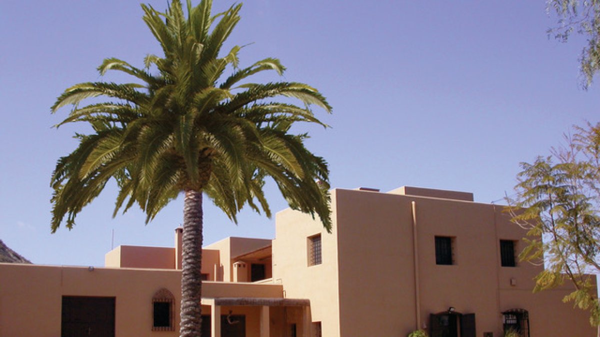 Edificio de entrada a la Fundación Valparaíso.
