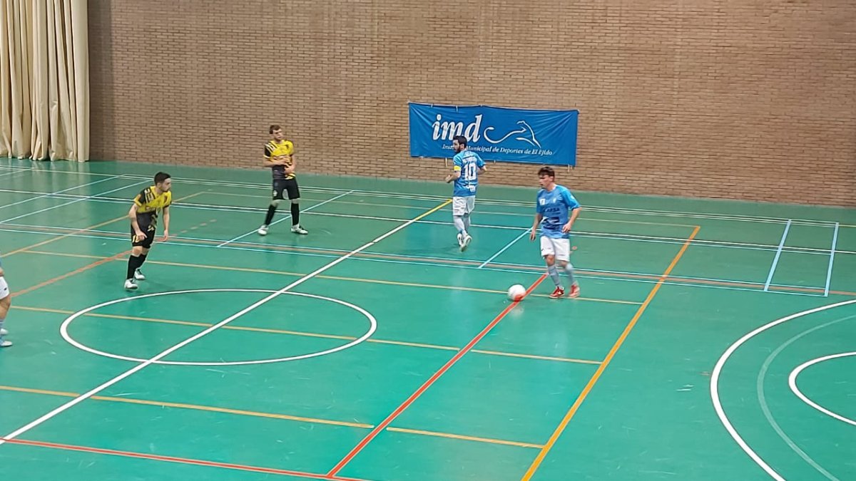 Una jugada del partido.