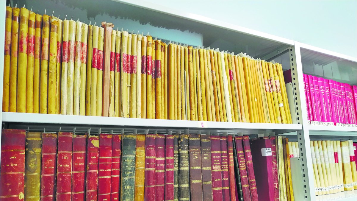 Libros de Actas en su ubicación en el Archivo Muncipal